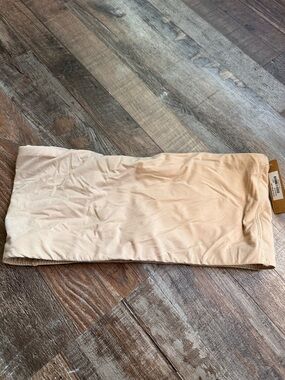 SKIMS Neutral Beige Bandeau Top